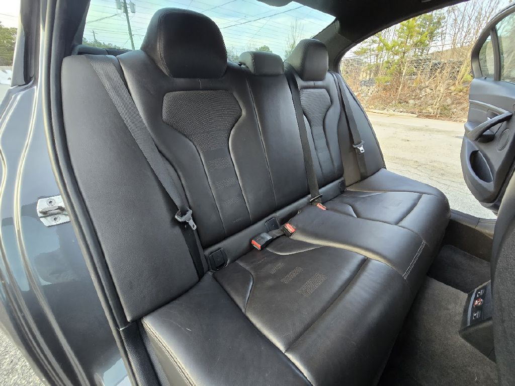 2016 BMW M3 Image 23