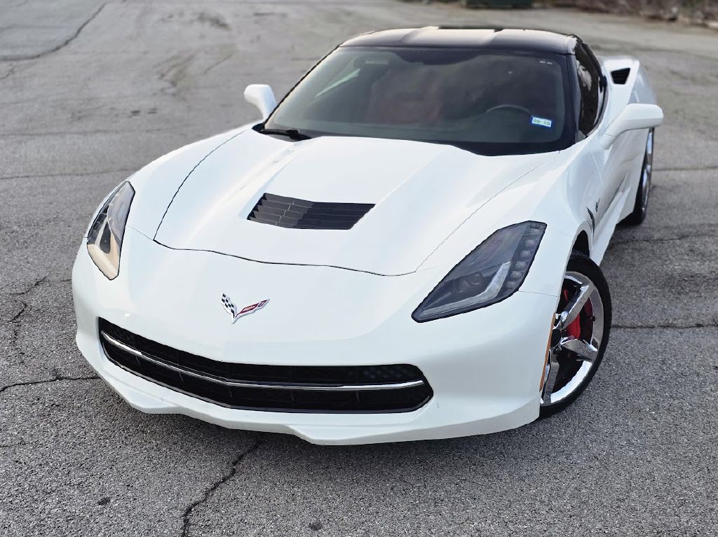 2015 Chevrolet Corvette Image 3