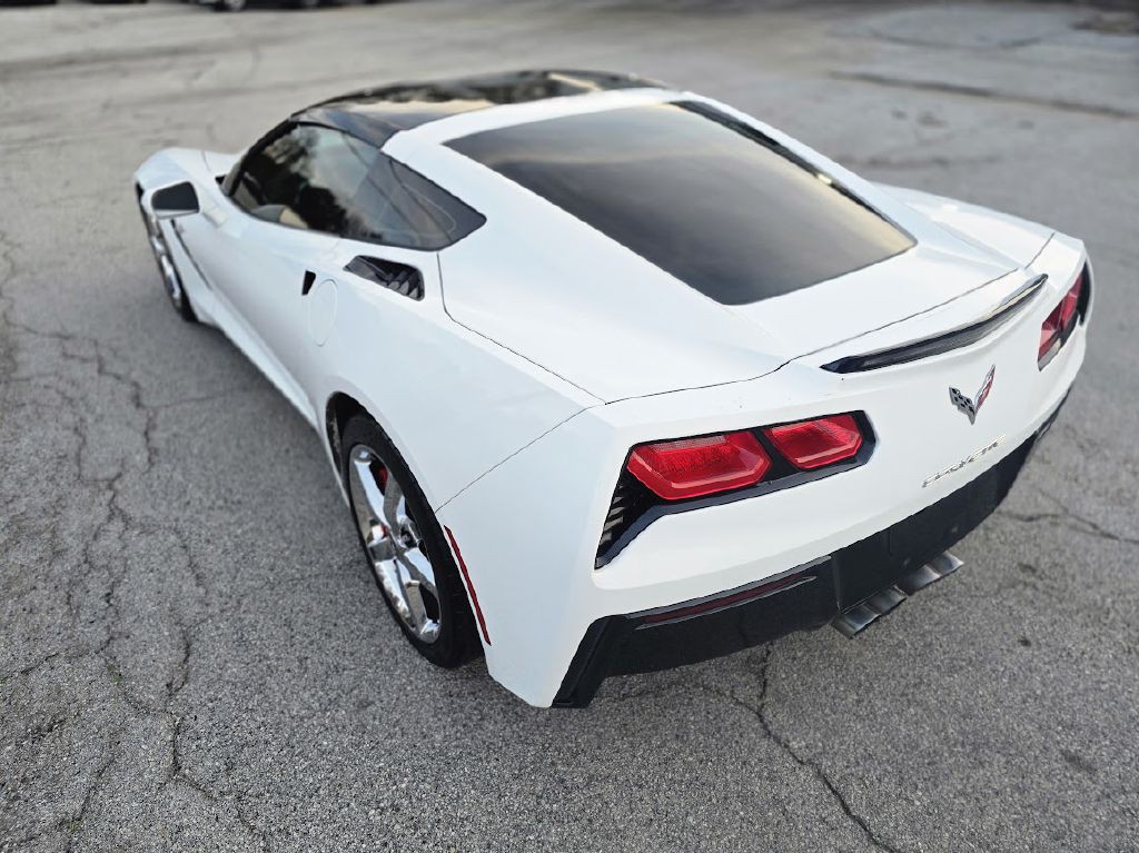 2015 Chevrolet Corvette Image 8