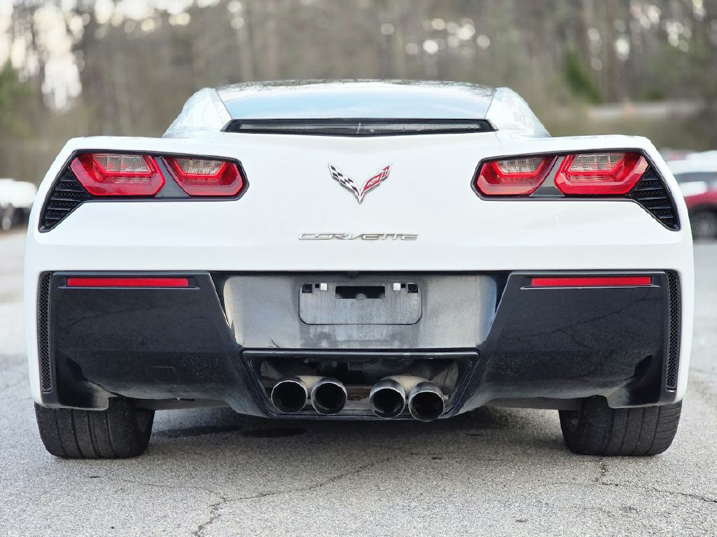 2015 Chevrolet Corvette Image 9