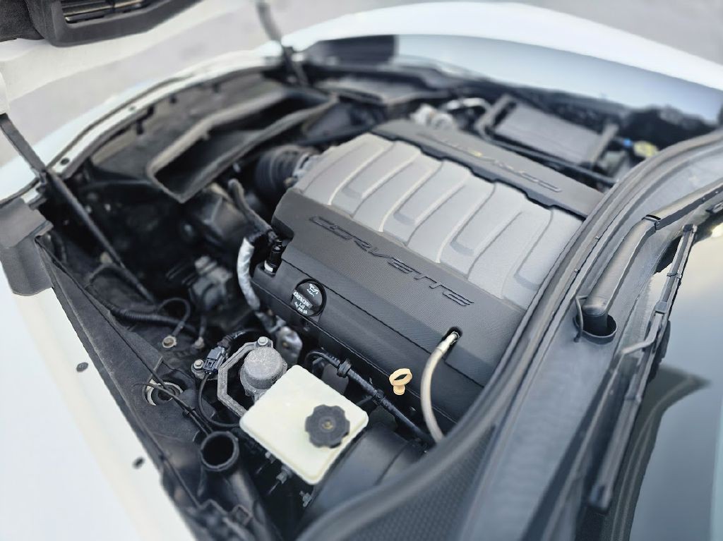 2015 Chevrolet Corvette Image 22