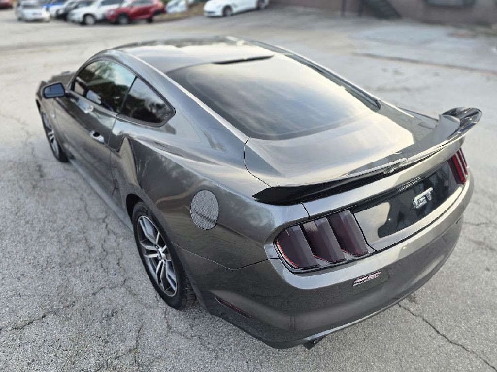 2017 Ford Mustang Image 6