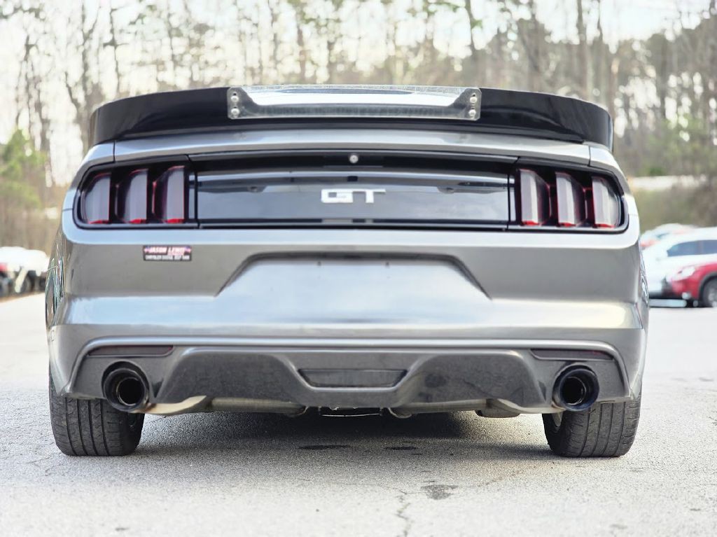 2017 Ford Mustang Image 7