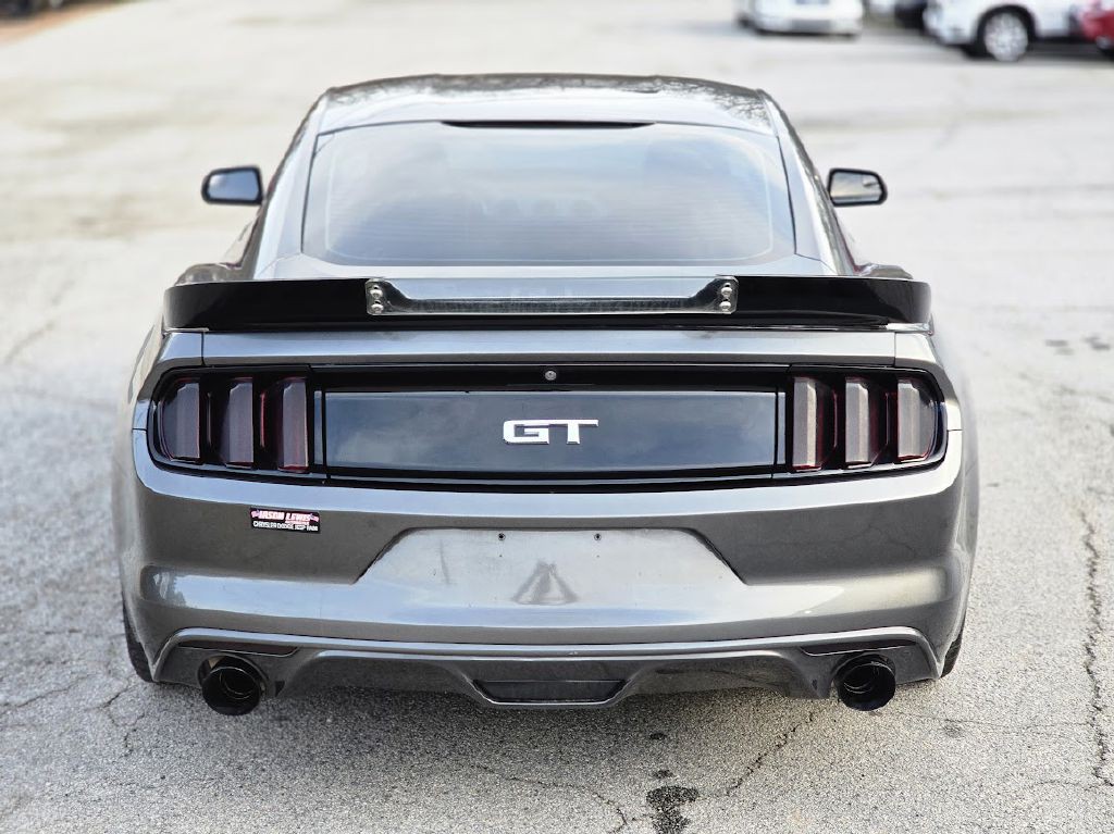 2017 Ford Mustang Image 8