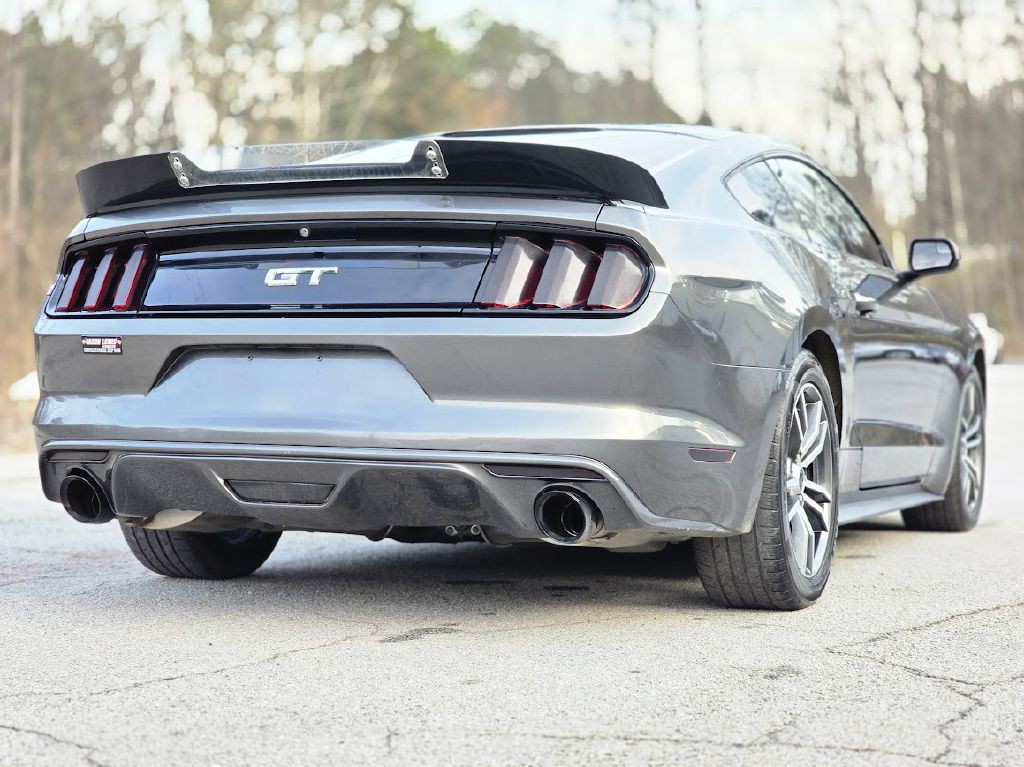 2017 Ford Mustang Image 9