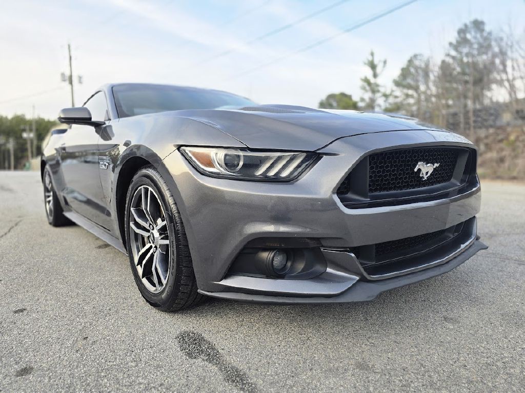 2017 Ford Mustang Image 12