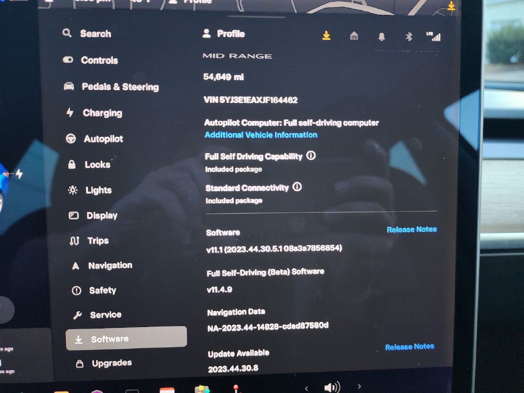 2018 Tesla Model 3 Image 2