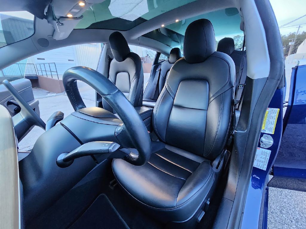 2018 Tesla Model 3 Image 22