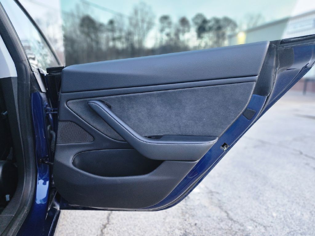 2018 Tesla Model 3 Image 29