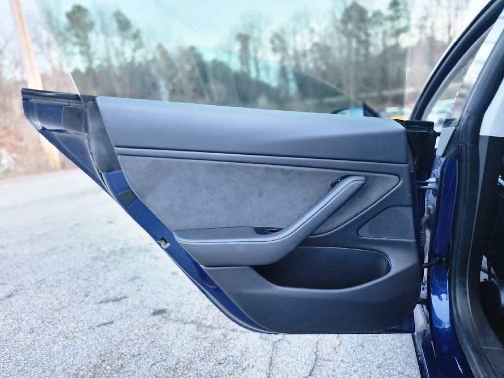 2018 Tesla Model 3 Image 30