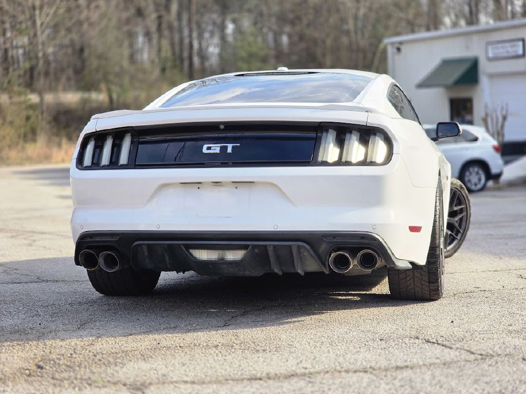 2017 Ford Mustang Image 3