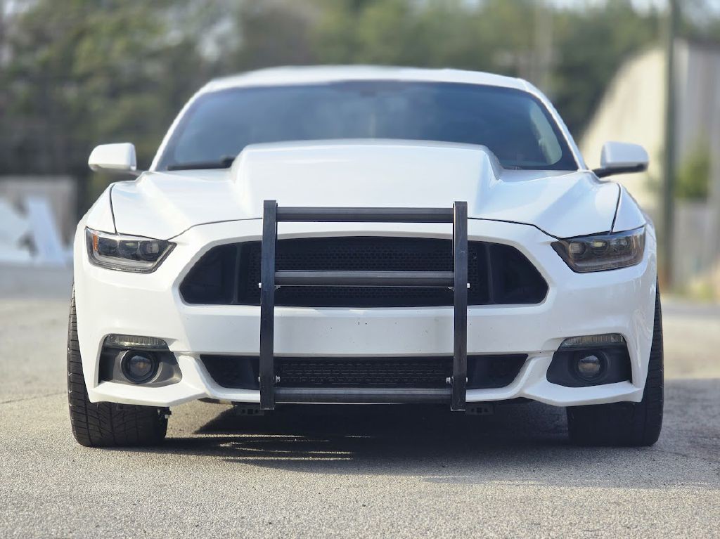 2017 Ford Mustang Image 14