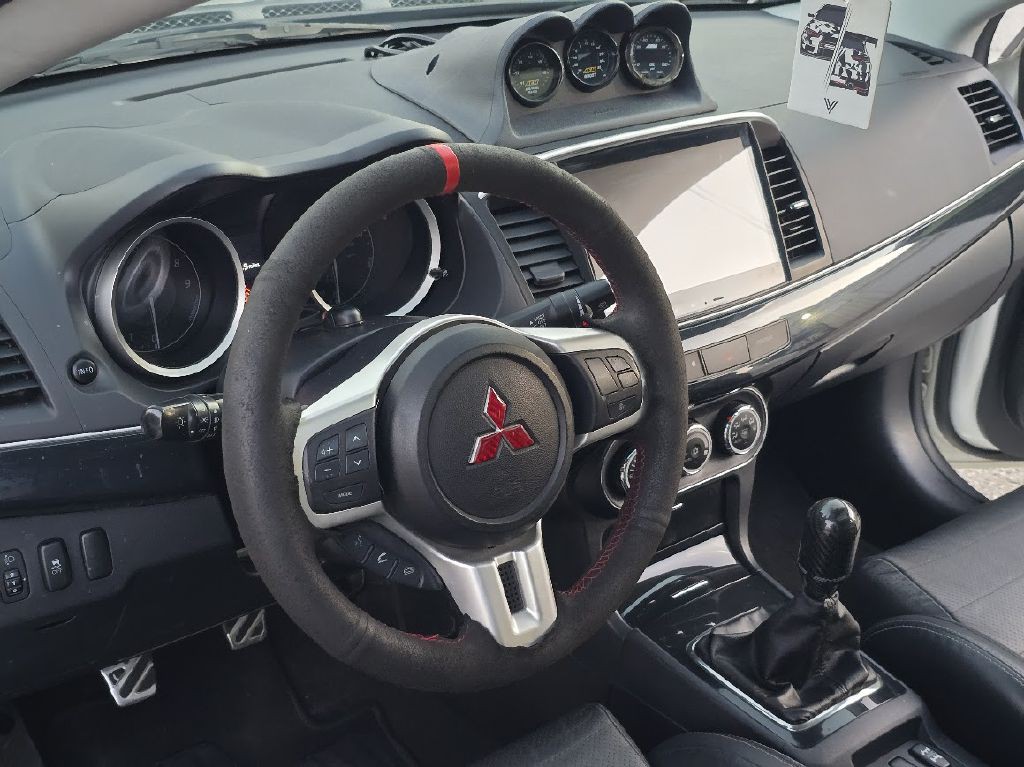 2013 Mitsubishi Lancer Image 16