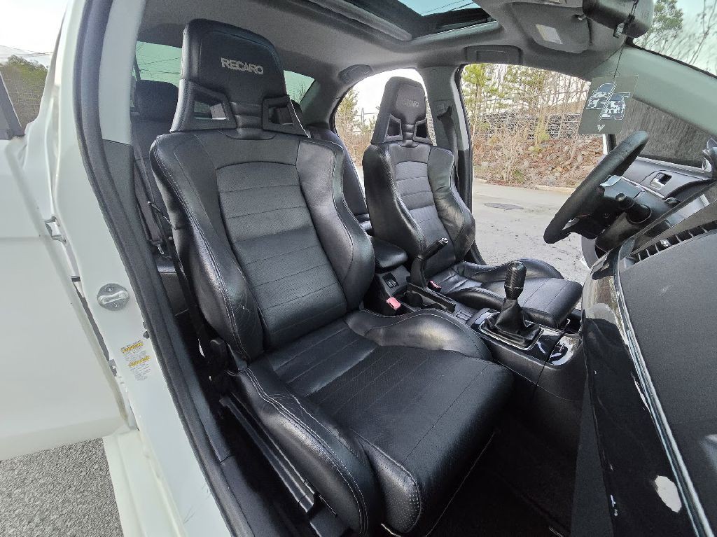 2013 Mitsubishi Lancer Image 24