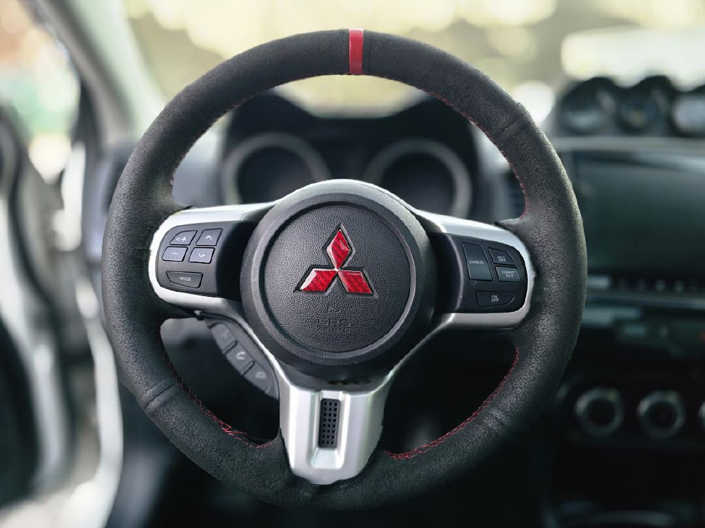 2013 Mitsubishi Lancer Image 30