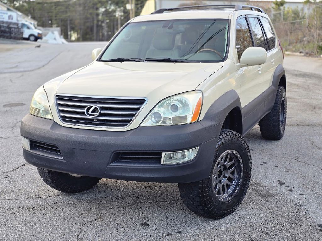 2005 Lexus GX 470 Image 2