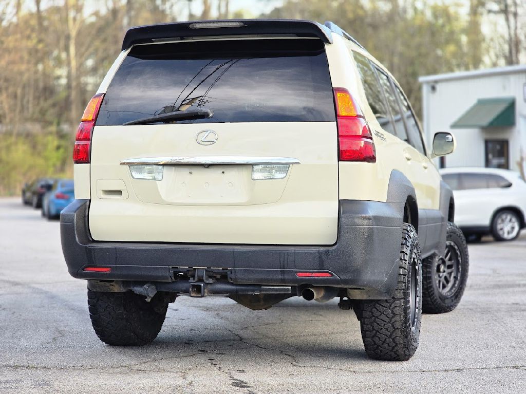 2005 Lexus GX 470 Image 3