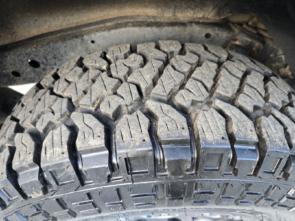 2005 Lexus GX 470 Image 16