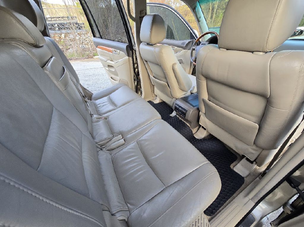 2005 Lexus GX 470 Image 30