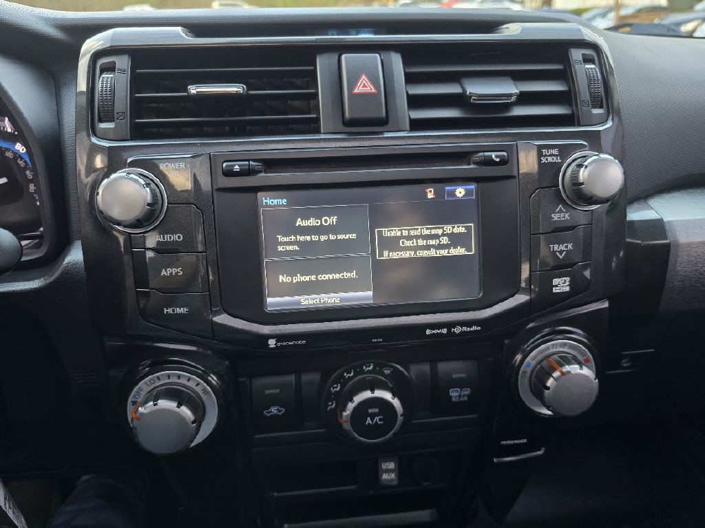 2016 Toyota 4Runner Image 34