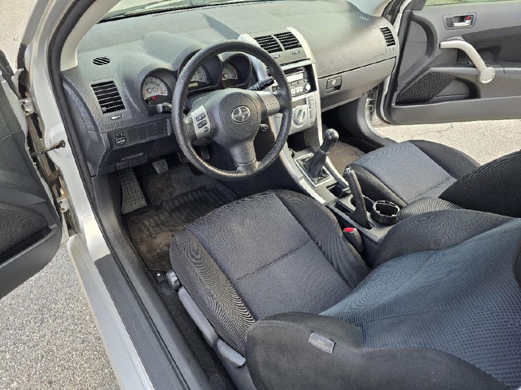 2010 Scion tC Image 15