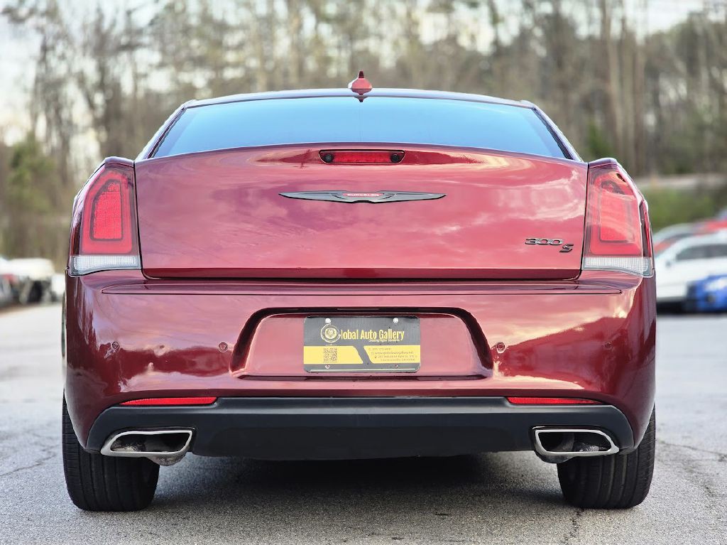 2020 Chrysler 300 Image 10