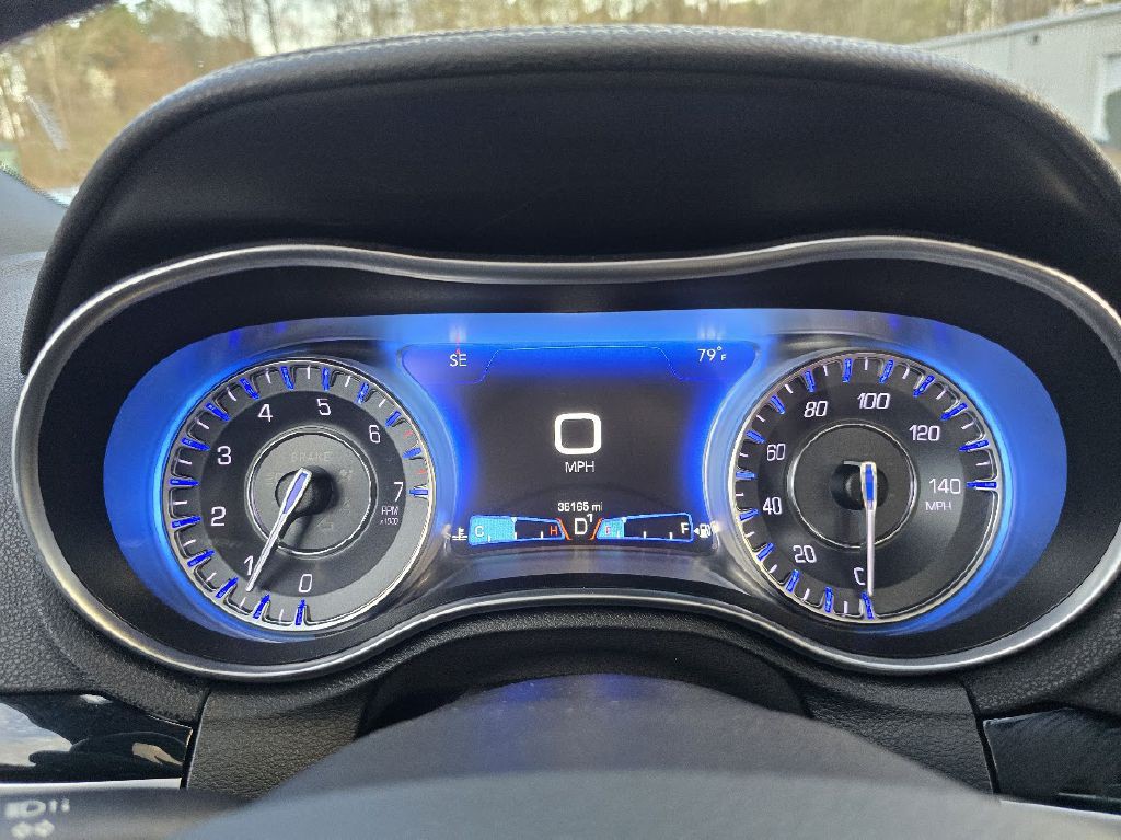 2020 Chrysler 300 Image 43