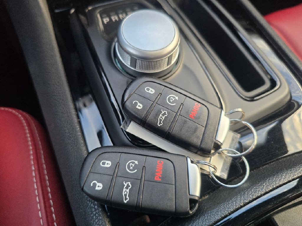 2020 Chrysler 300 Image 45