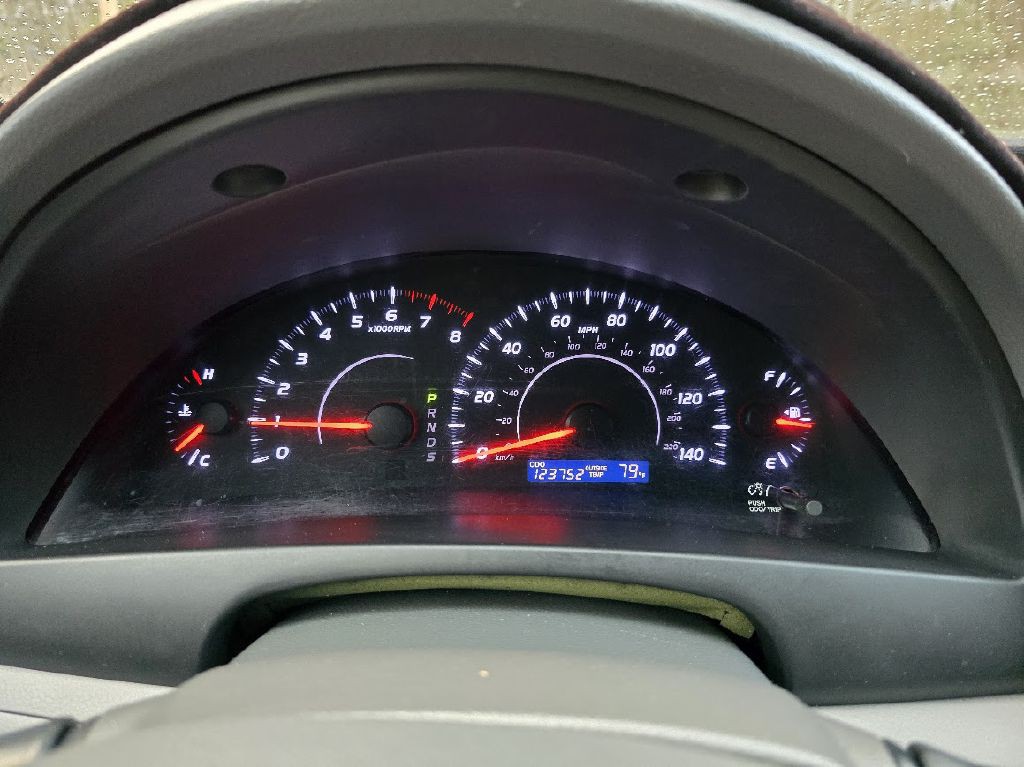 2011 Toyota Camry Image 33