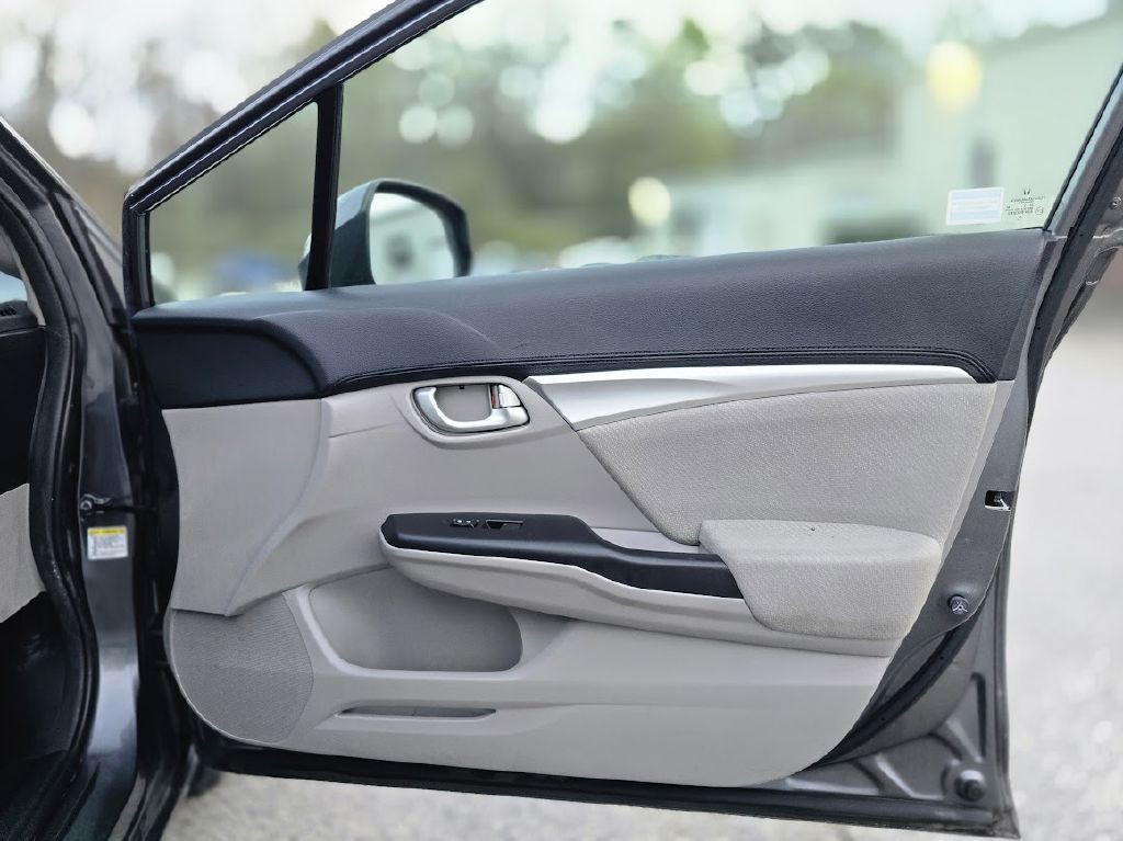 2013 Honda Civic Image 21