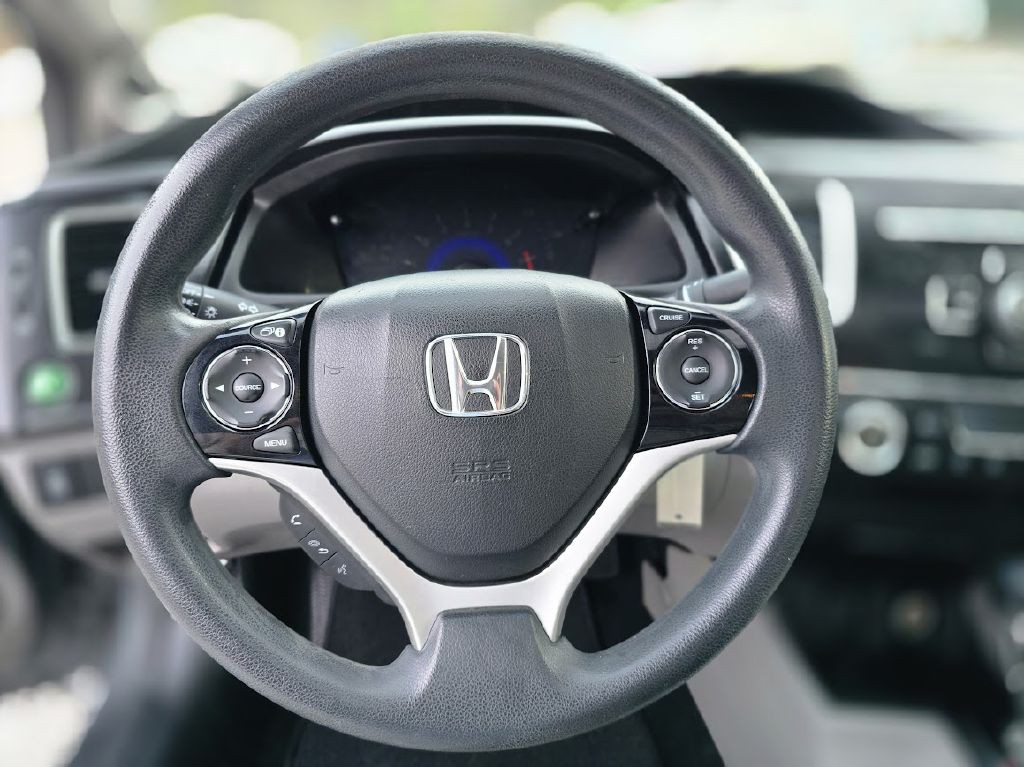 2013 Honda Civic Image 25