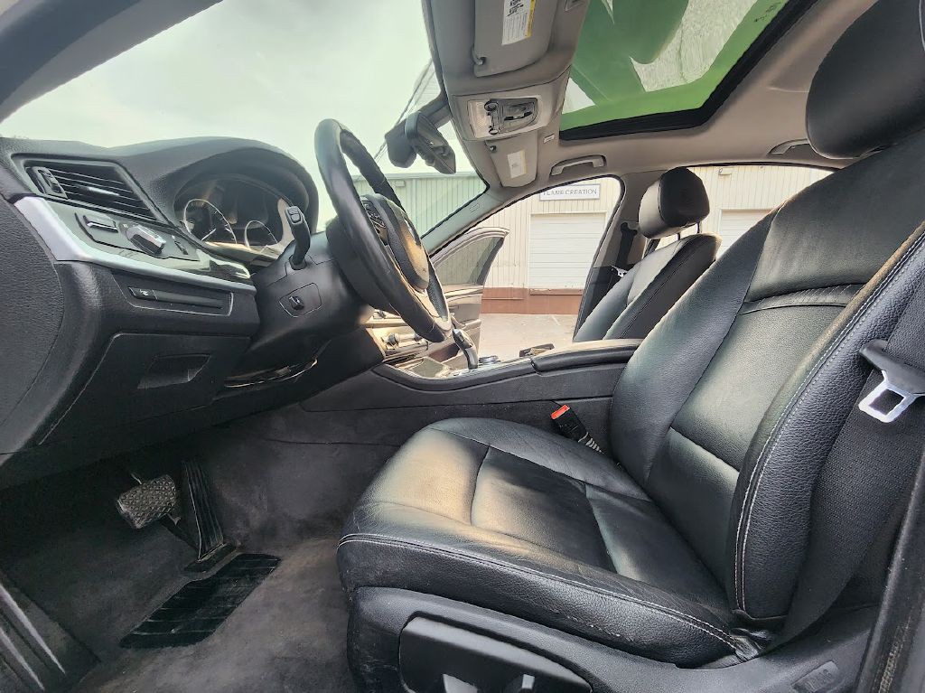 2014 BMW 5 Series Image 20