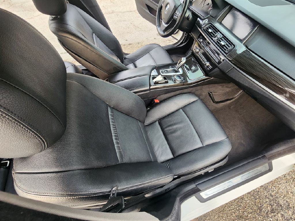 2014 BMW 5 Series Image 8