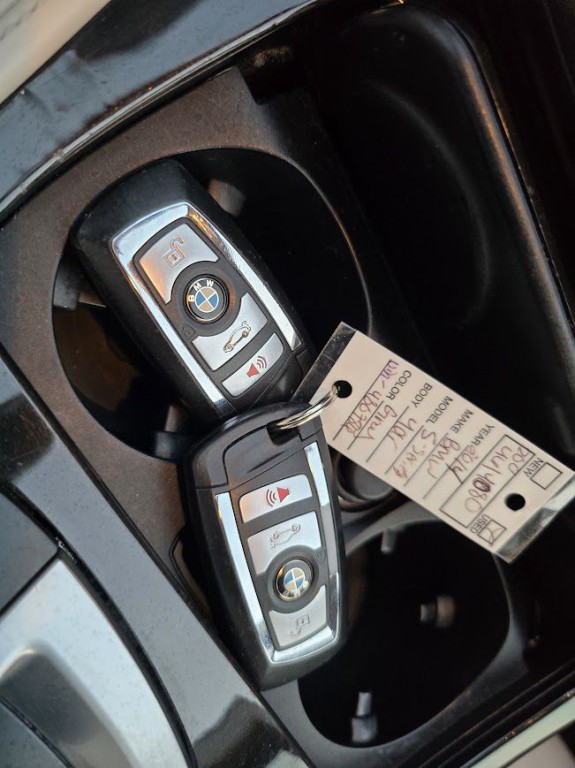 2014 BMW 5 Series Image 27