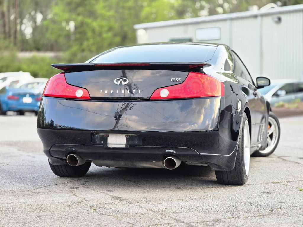 2004 INFINITI G35 Image 3