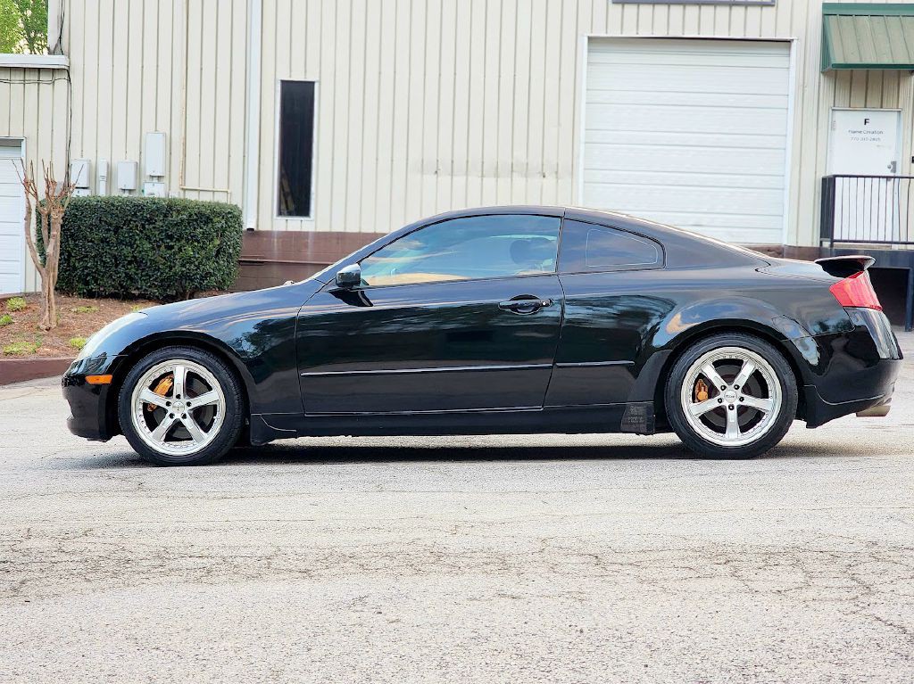 2004 INFINITI G35 Image 4