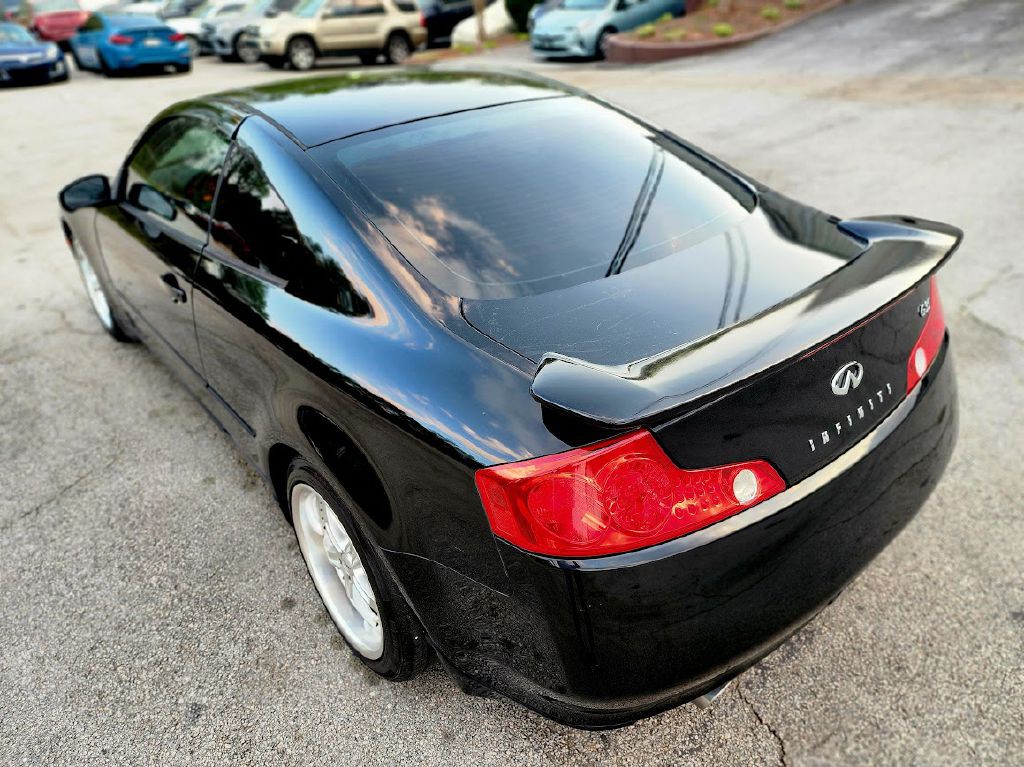 2004 INFINITI G35 Image 7