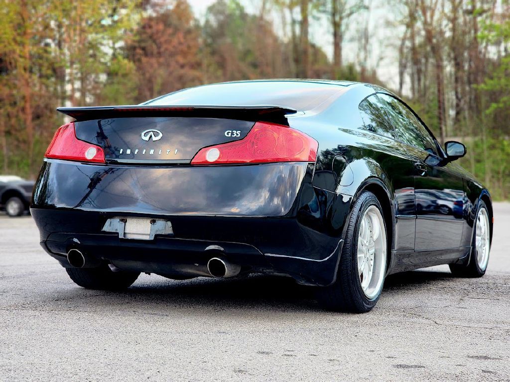 2004 INFINITI G35 Image 10