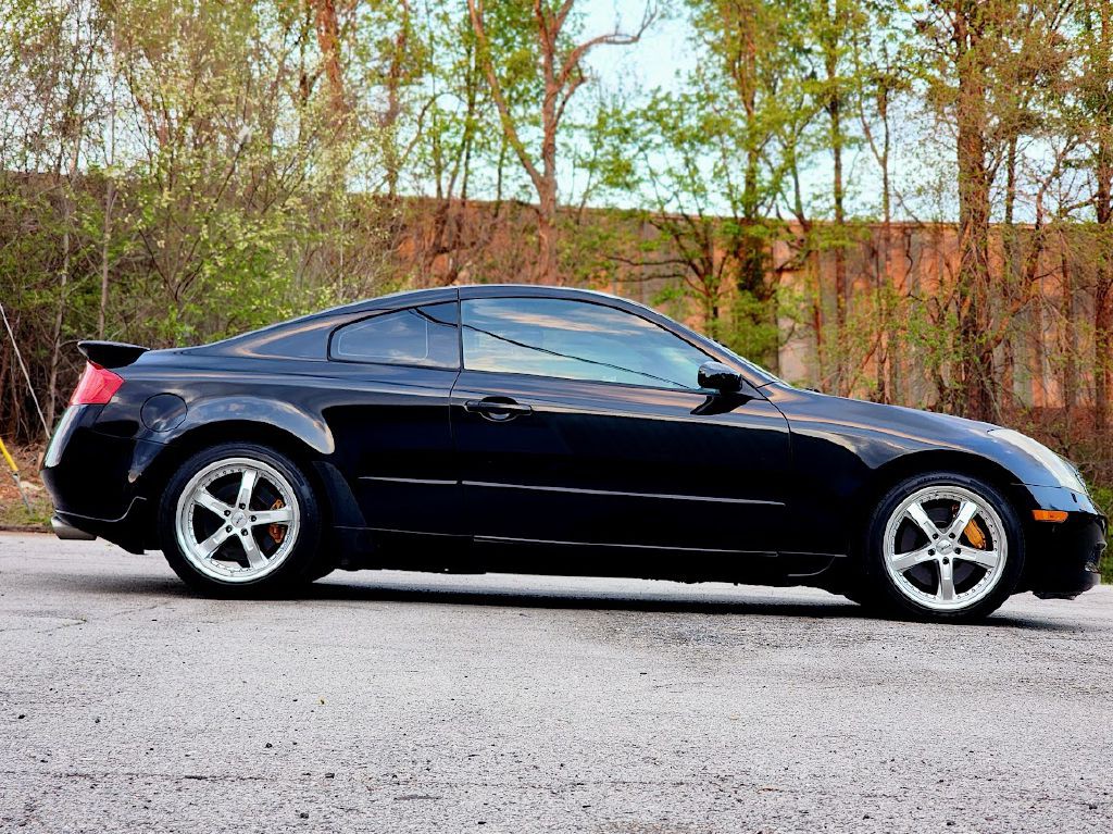 2004 INFINITI G35 Image 12