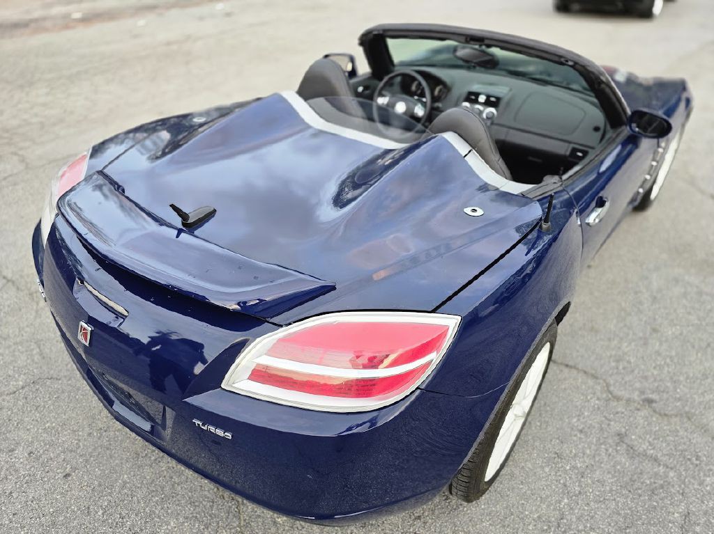2009 Saturn Sky Image 12