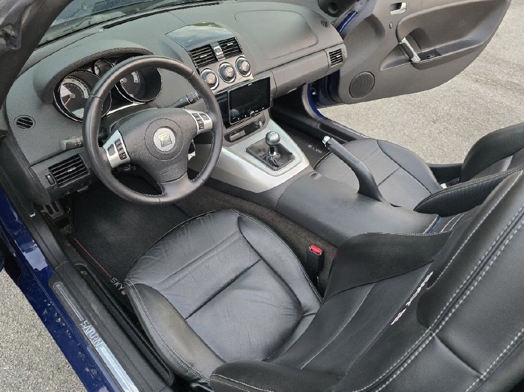 2009 Saturn Sky Image 24