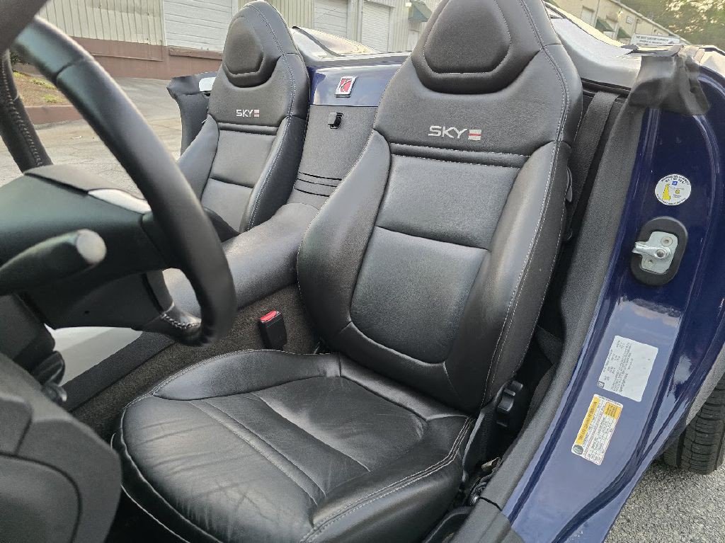 2009 Saturn Sky Image 26