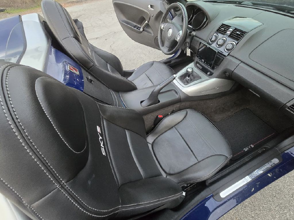 2009 Saturn Sky Image 29