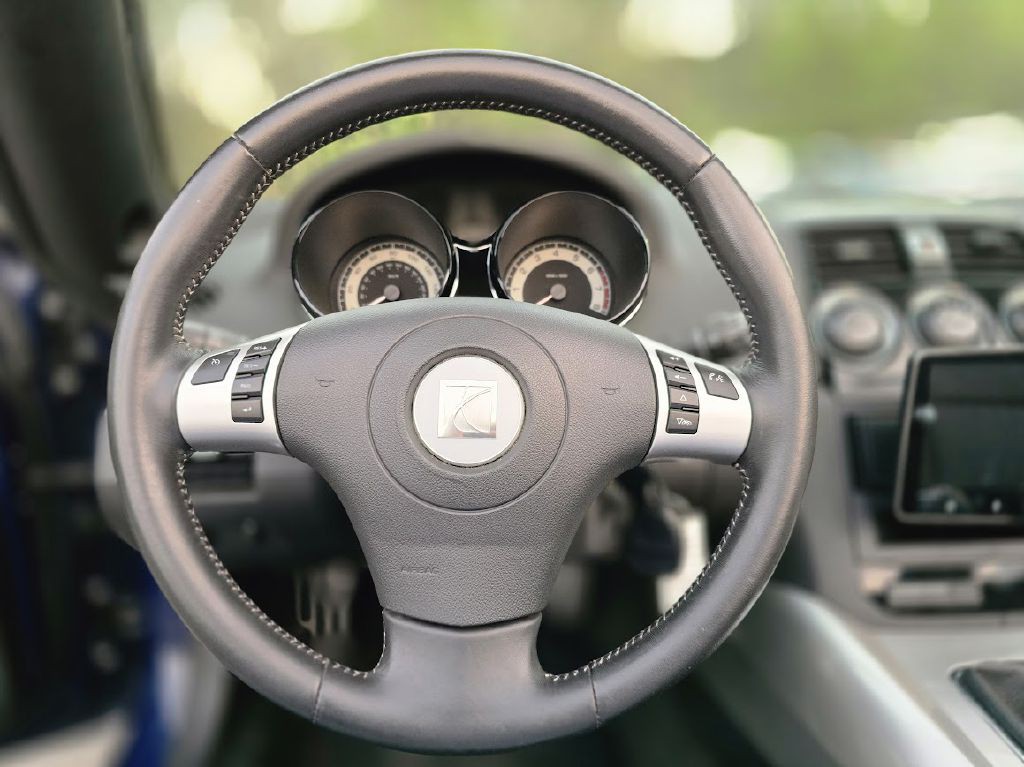 2009 Saturn Sky Image 32