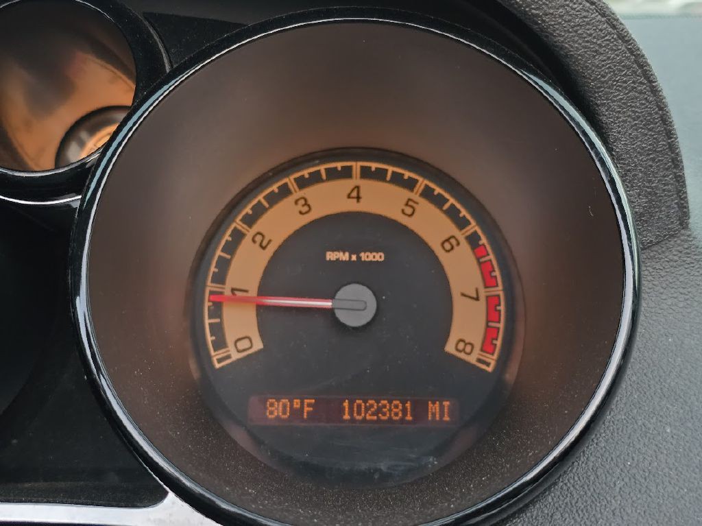 2009 Saturn Sky Image 36