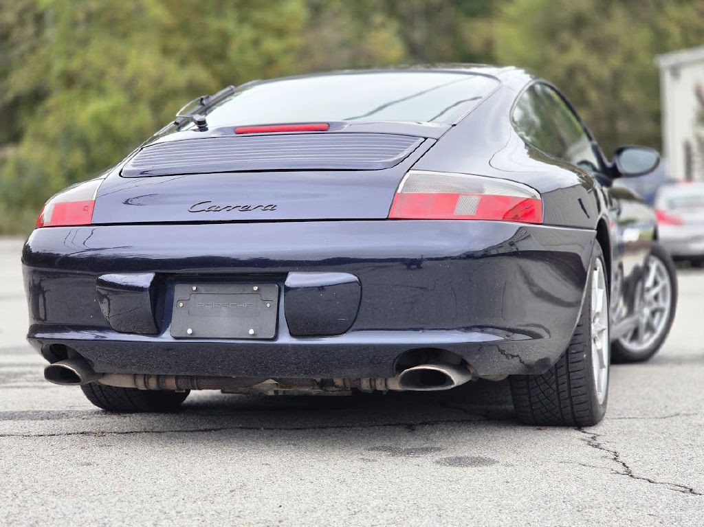 2002 Porsche 911 Image 2