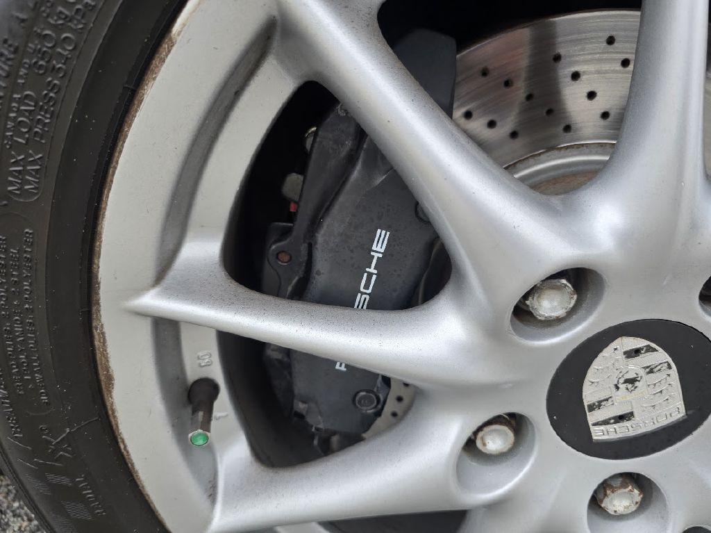 2002 Porsche 911 Image 20