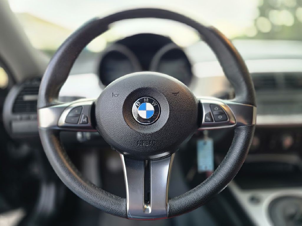 2007 BMW Z4 Image 33