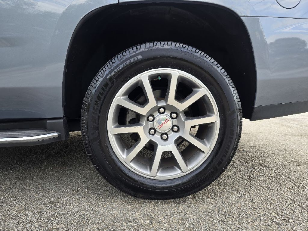 2015 GMC Yukon Image 11