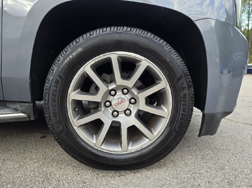 2015 GMC Yukon Image 13